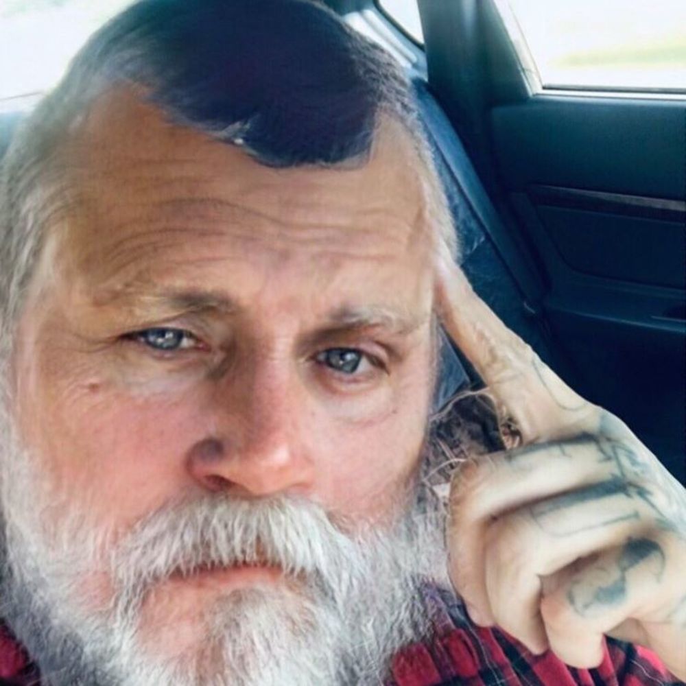 Meet your Posher, Cecil